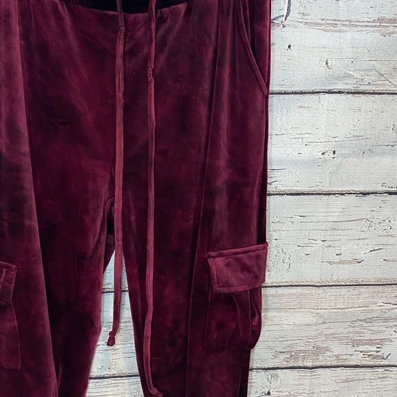 FASHION NOVA Jogger/Hoodie Set Velour Burgundy-Large - Picture 5 of 6